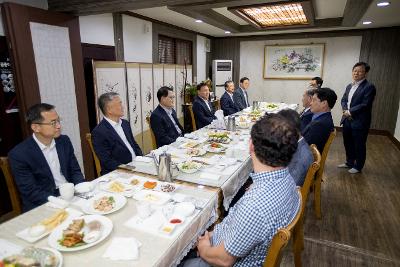 시장님 취임축하 부시장님 환송회