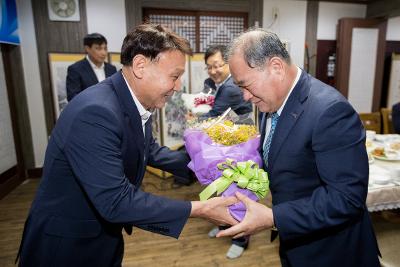 시장님 취임축하 부시장님 환송회