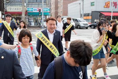 군산 녹색어머니연합회 교통안전 캠페인