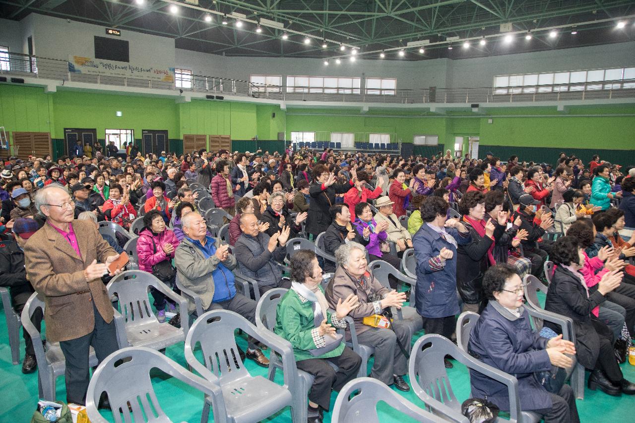 군산 시니어클럽 노래자랑