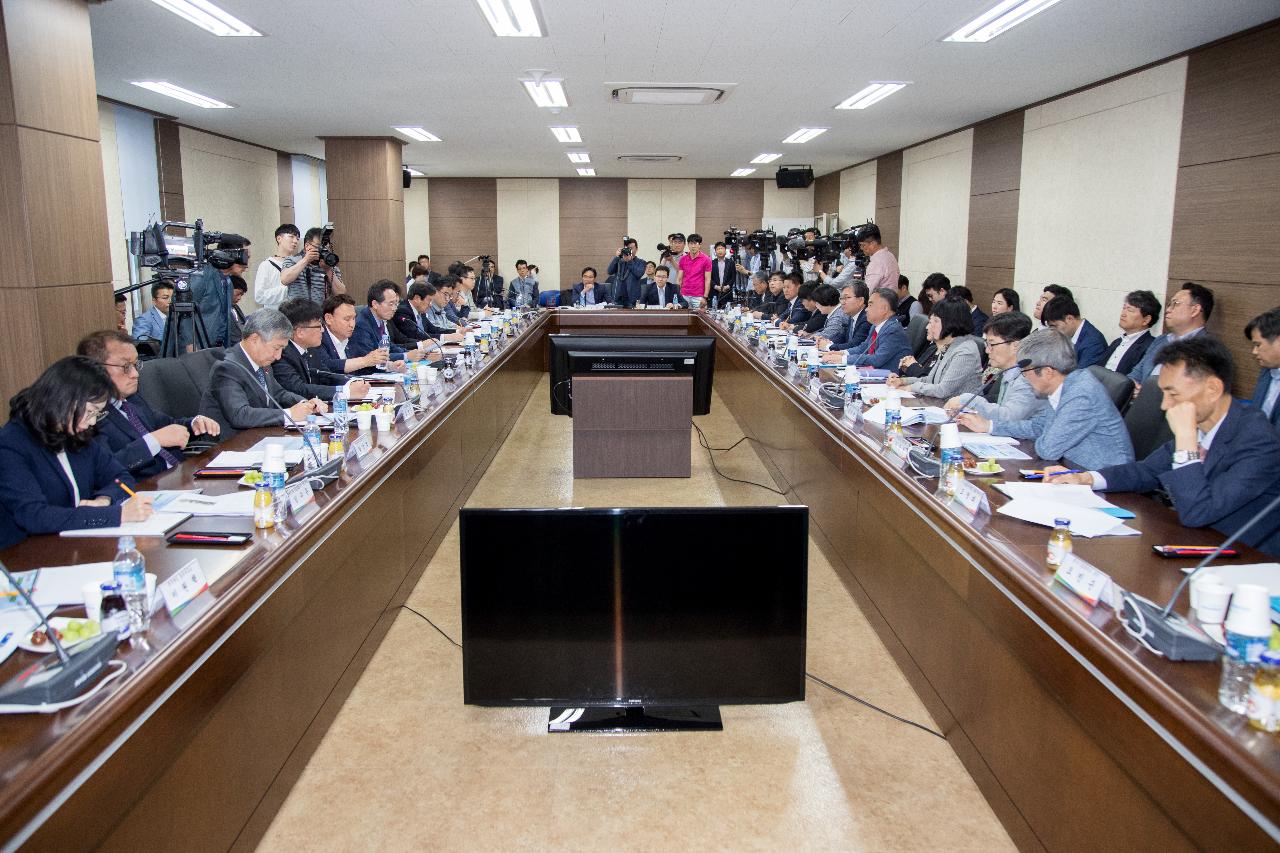 균형발전위원회 산업위기지역 현장방문