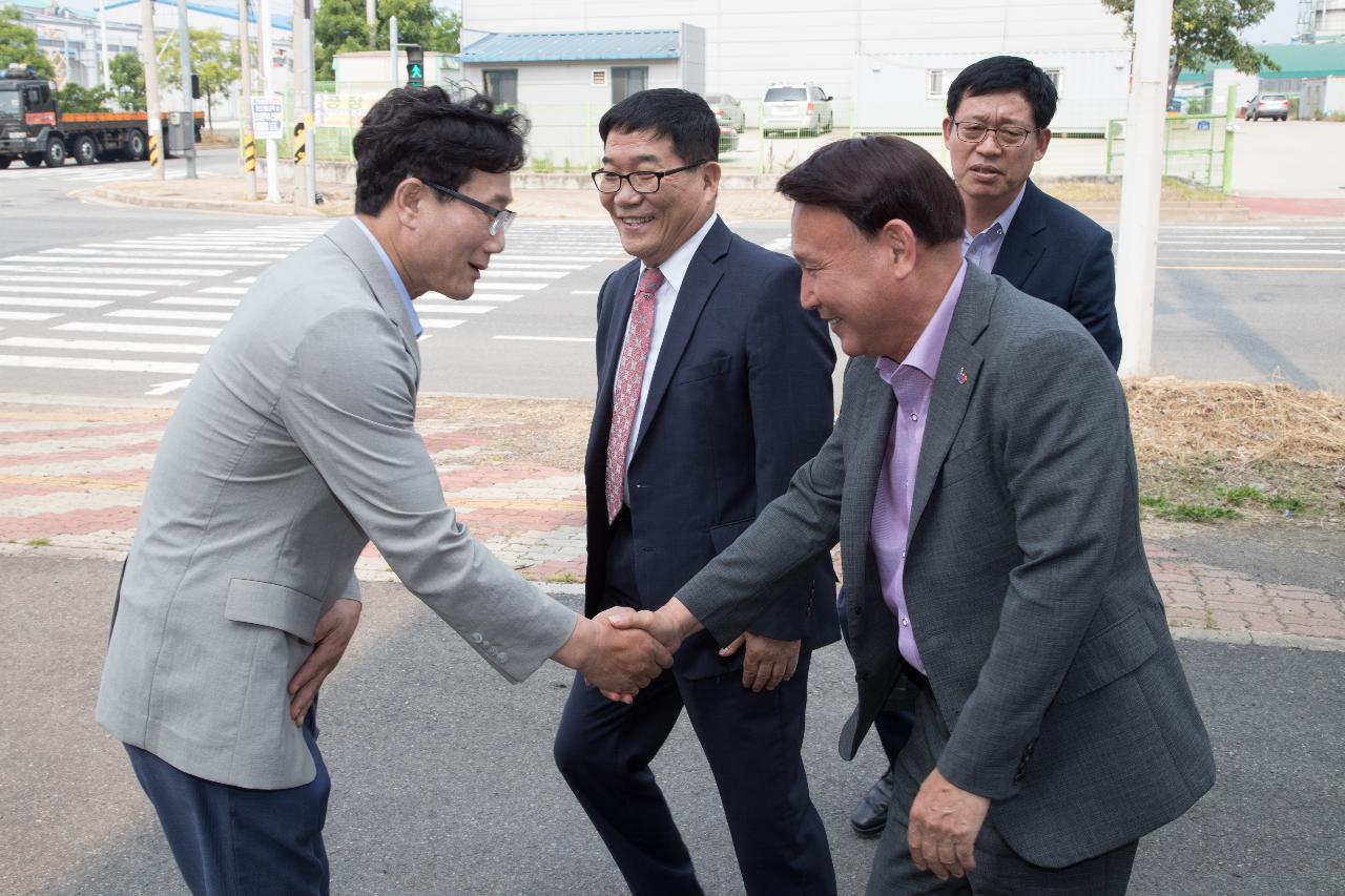 2019 군산시 유망 강소기업 현판식