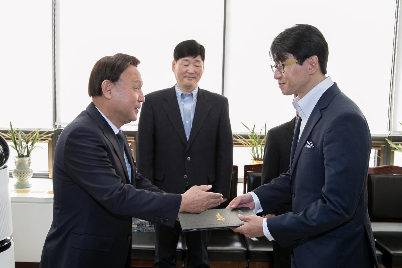 군산시립합창단 상임지휘자 위촉