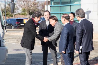 이낙연 국무총리  고용산업위기대응지역 현장 간담회