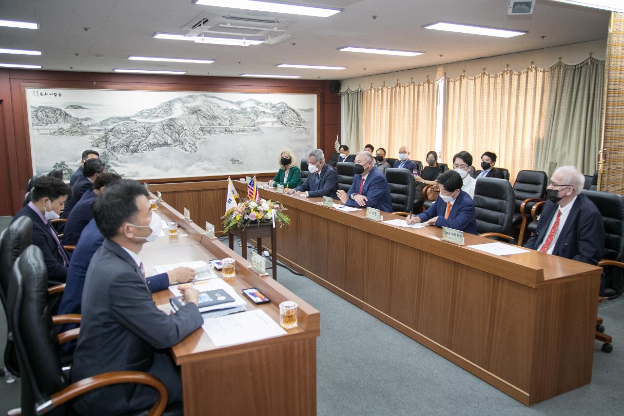 미국, 푸에블로시 대표단 군산시 예방