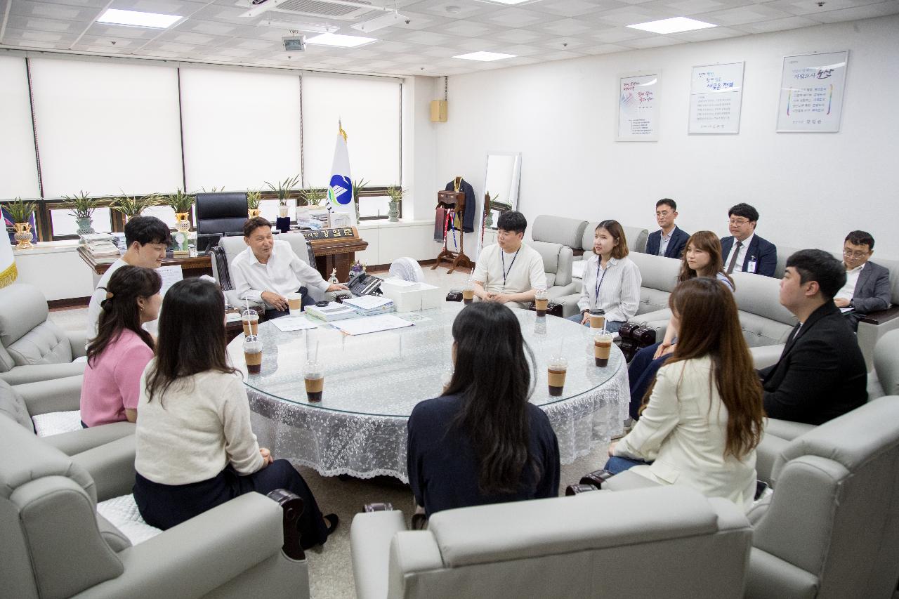 5월 소통하는 시(장님과)티(타임)군산