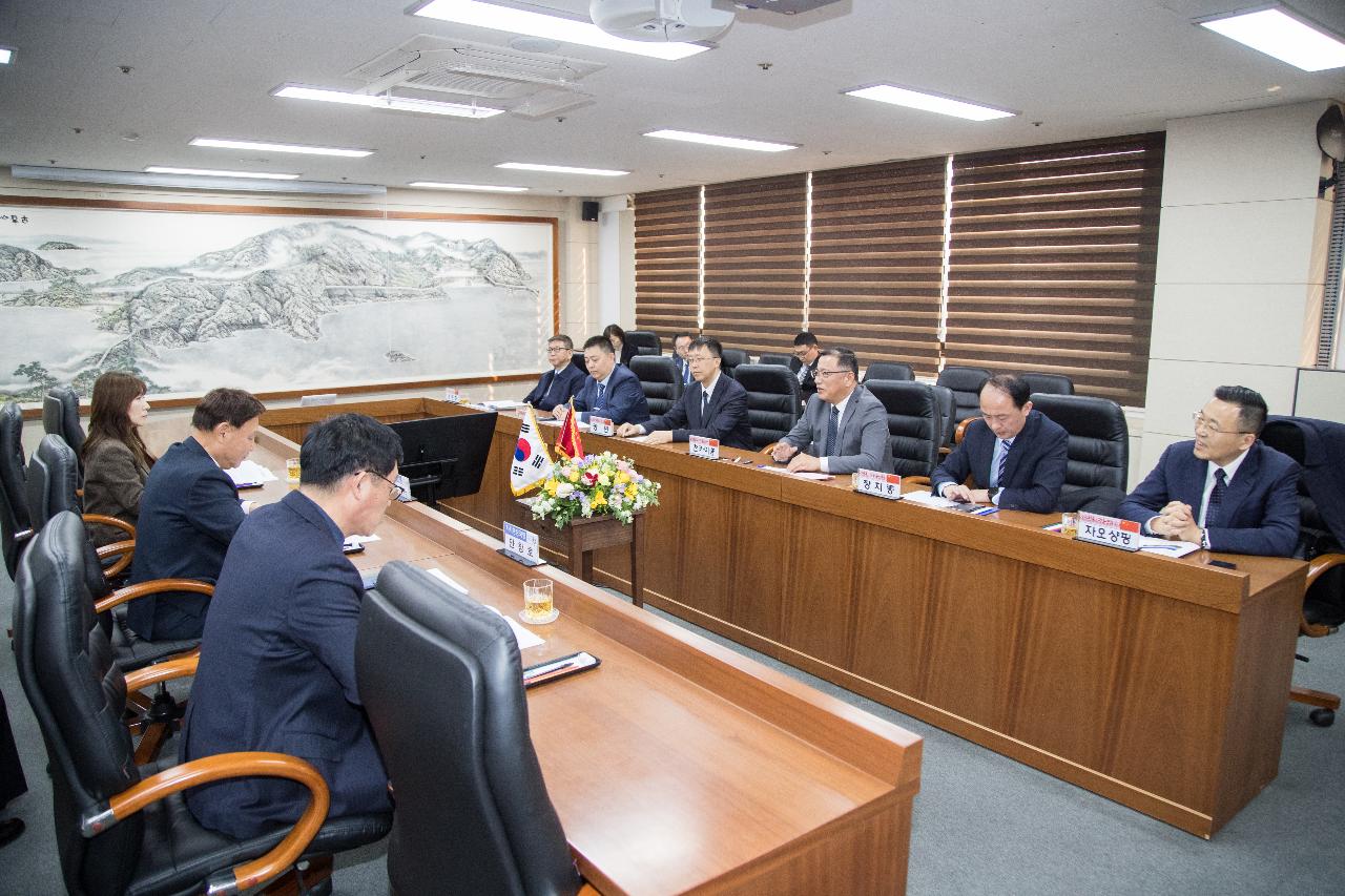 중국 양저우시 인민대표대회 부주임 간담