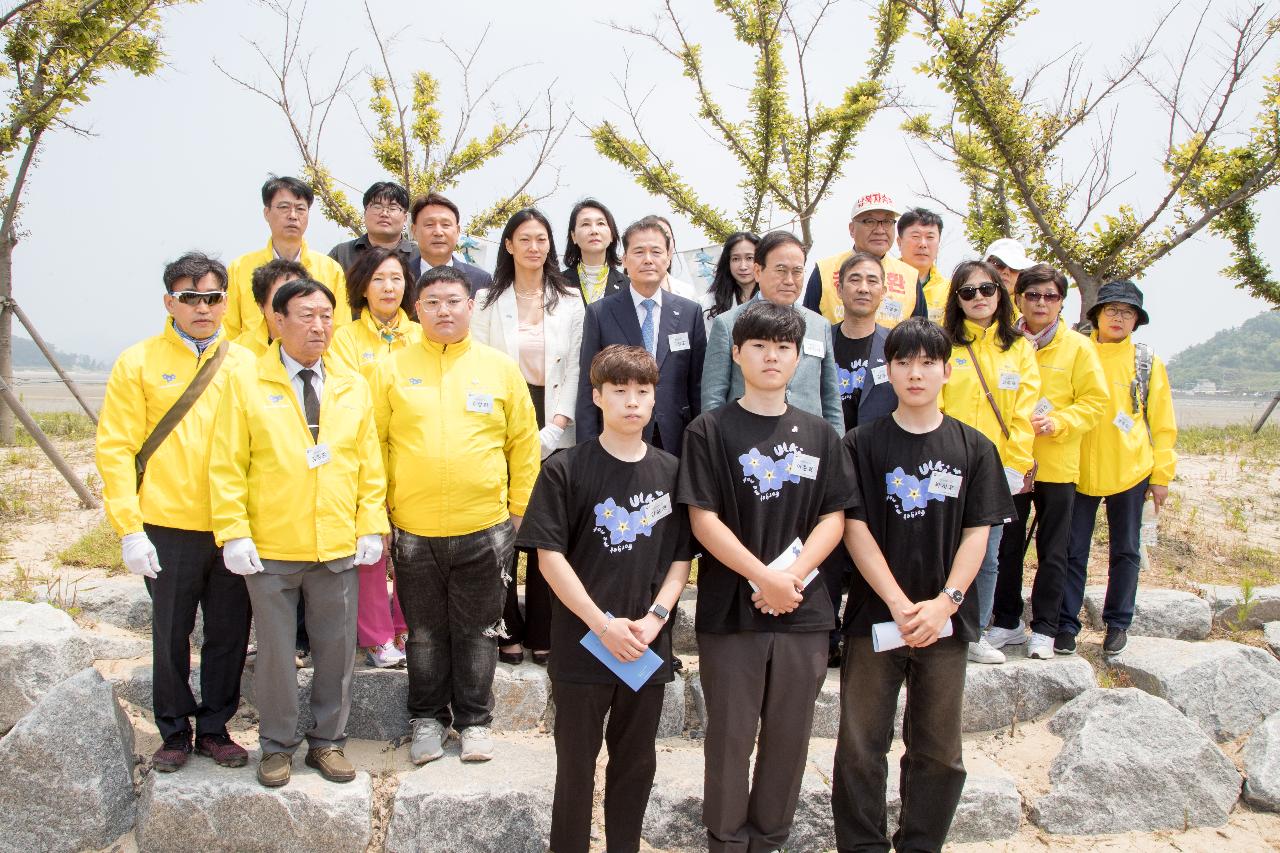 선유도 고교생납북자 송환기념비 제막식