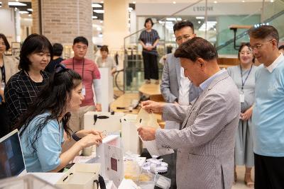 군산시 청년뜰 창업센터 롯데몰 연계 팝업부스 행사