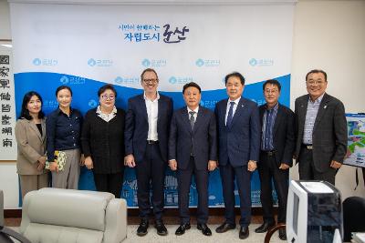 워싱턴주 타코마교육청 국제협력관 군산시청 예방