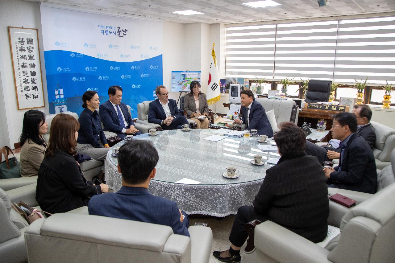 워싱턴주 타코마교육청 국제협력관 군산시청 예방