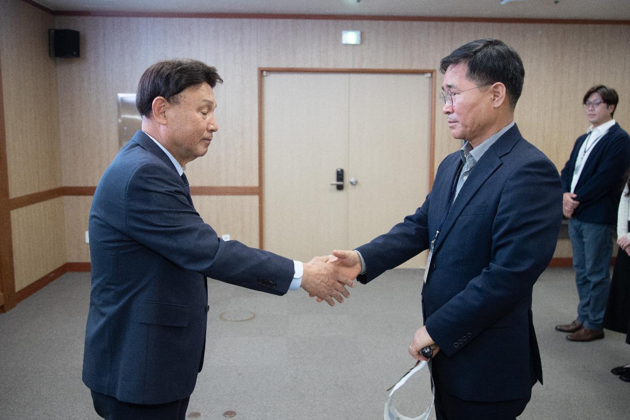 사령교부