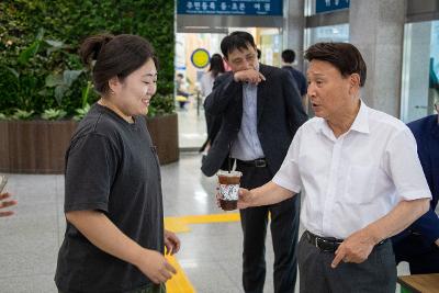 민선8기 3주년 기념, 감사의 한 잔