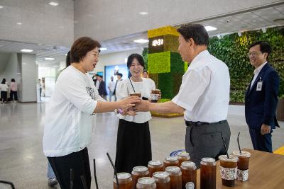 민선8기 3주년 기념, 감사의 한 잔