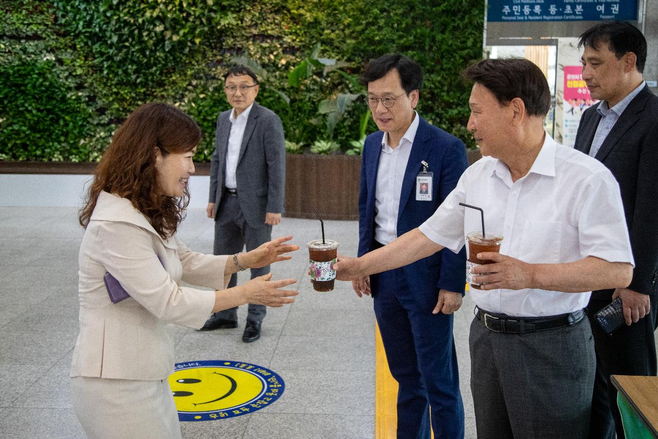 민선8기 3주년 기념, 감사의 한 잔