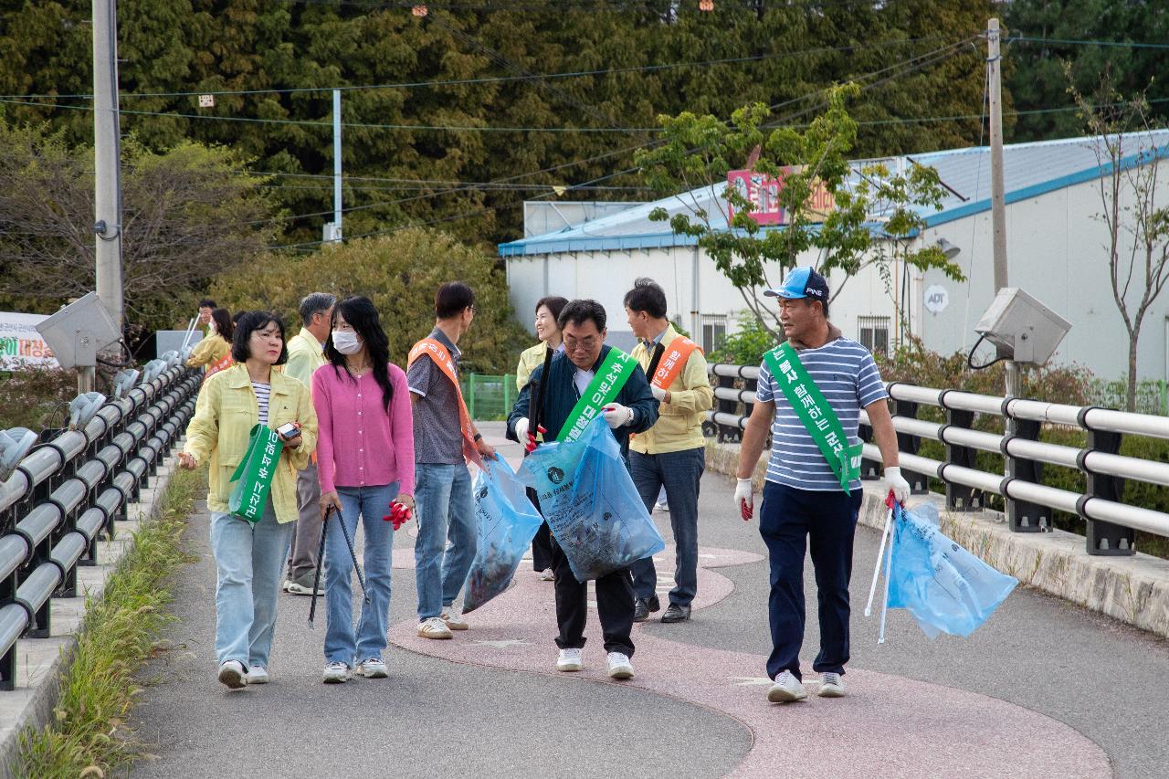 2025년 추석맞이 대청결 활동(경포천)