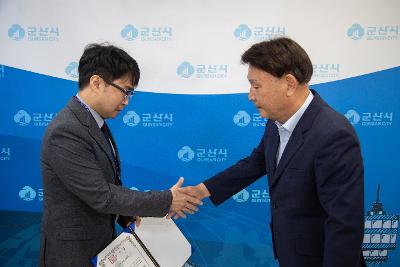 사령교부
