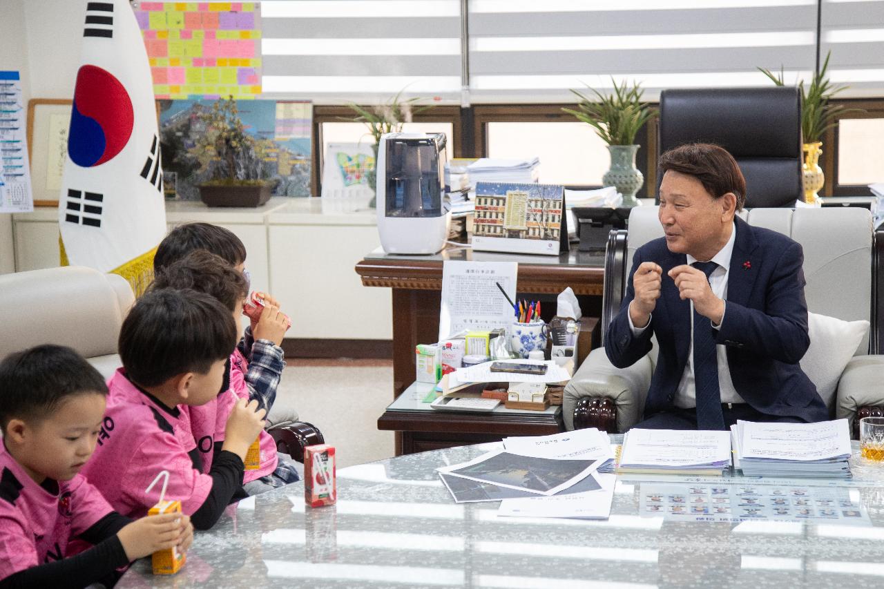 이웃돕기 성금 기탁식