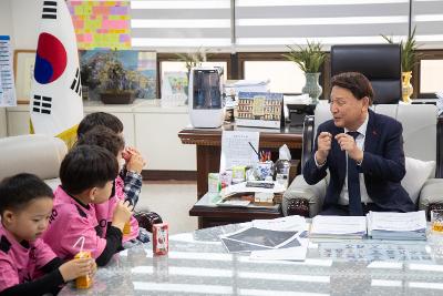 이웃돕기 성금 기탁식