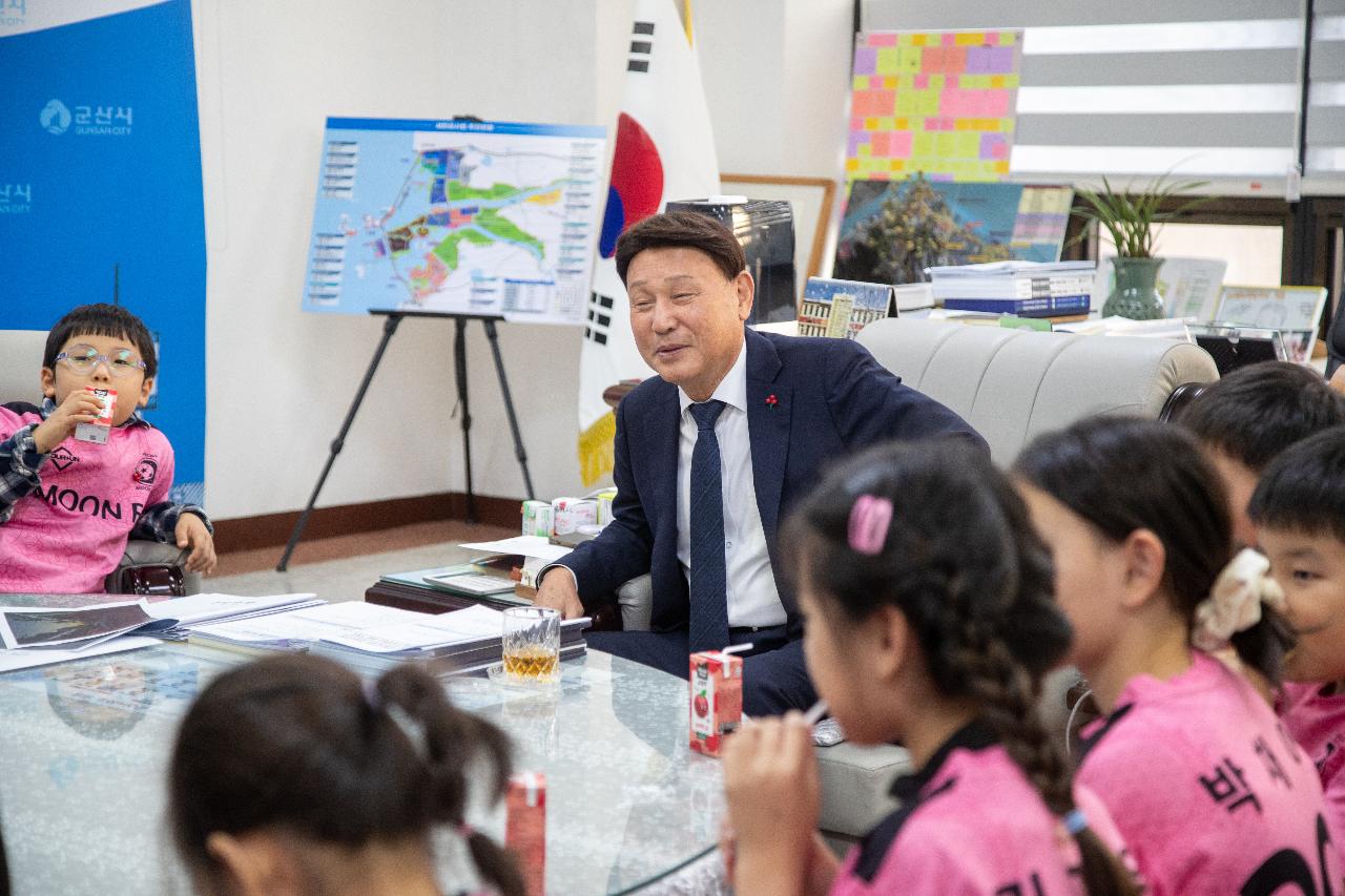 이웃돕기 성금 기탁식