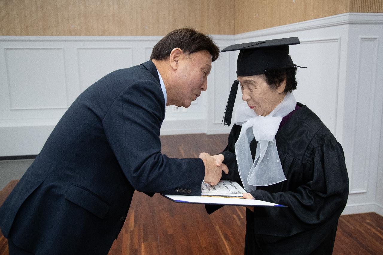 2026년 제9회 군산시늘푸른학교 졸업식