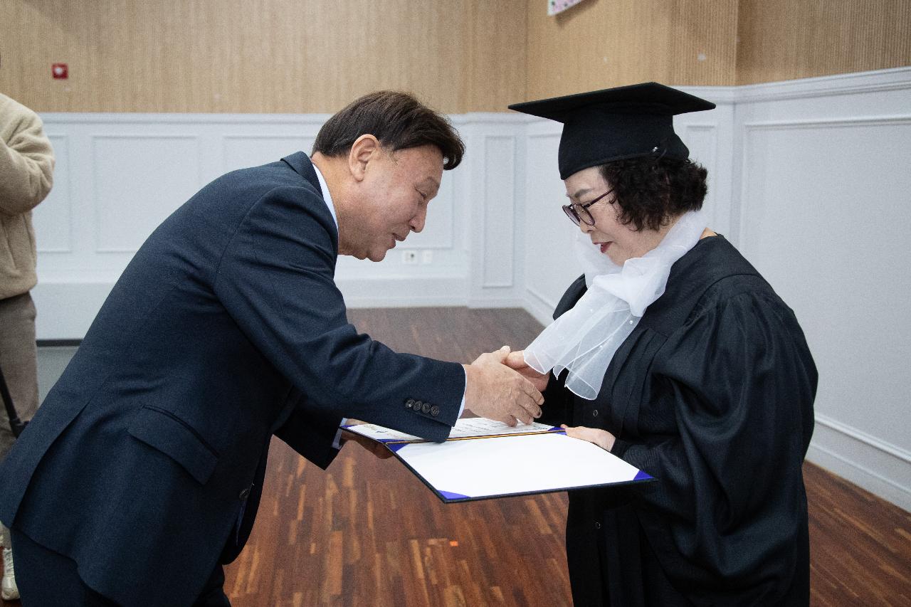 2026년 제9회 군산시늘푸른학교 졸업식