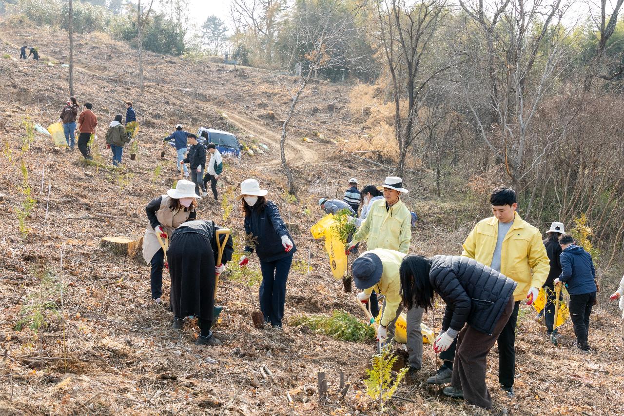 제81회 식목일 기념 나무심기 행사