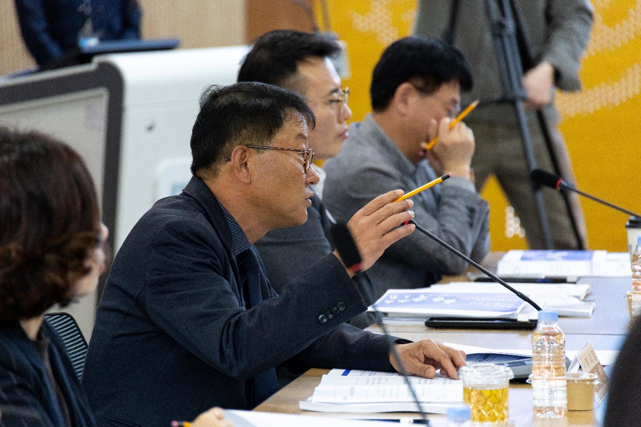 2026년 제1회 군산시 청년정책위원회 회의