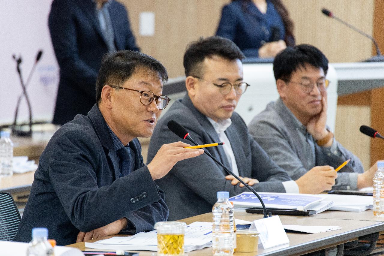 2026년 제1회 군산시 청년정책위원회 회의