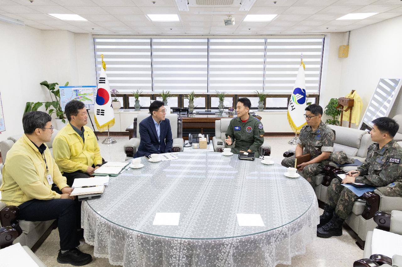 정책자문위원 위촉장 전달