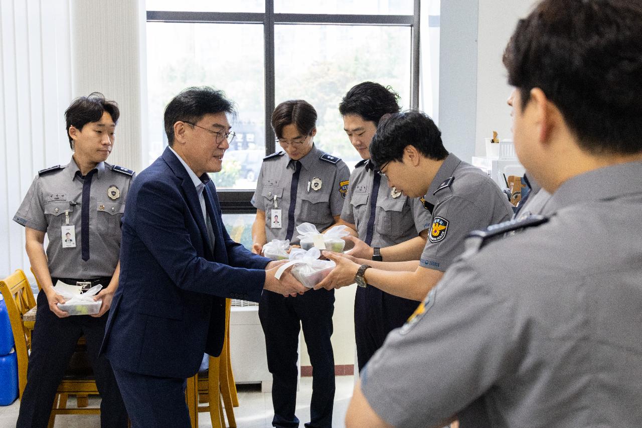 본청 현장 근로자 격려 방문