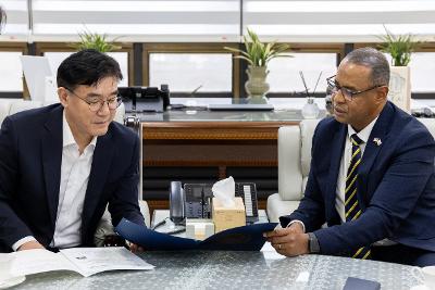 미국 타코마시 자매도시위원회 부위원장 방문