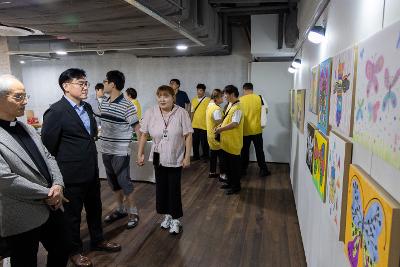 군산시 장애인기관 연합작품전시회