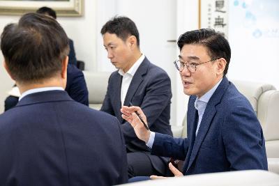 현대자동차 관계자 면담