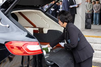 故안정수 과장 운구차 영결식